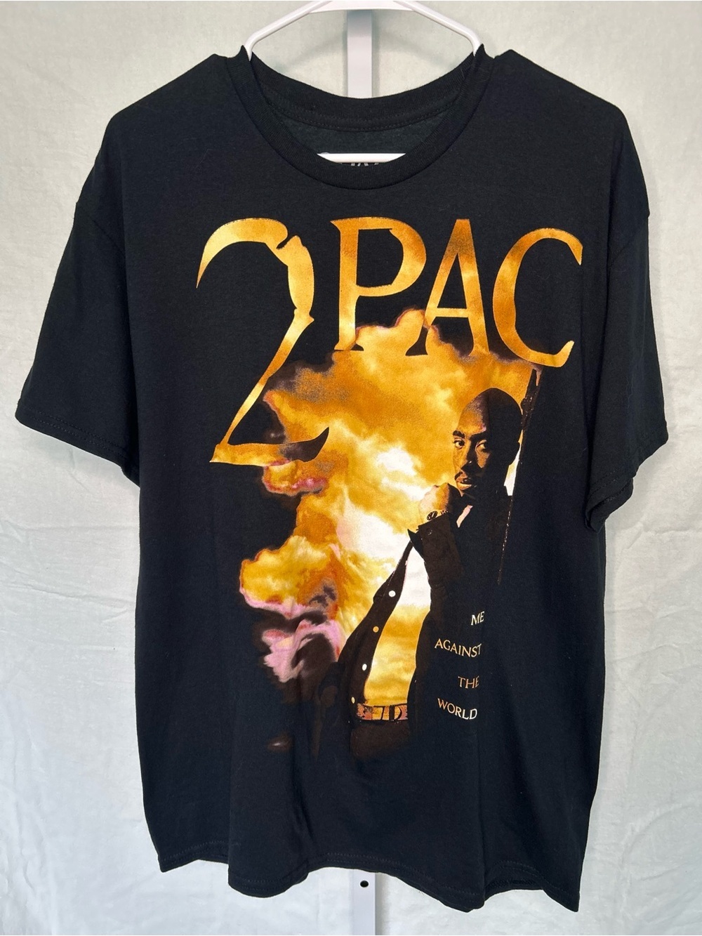 2Pac “Me Against the World” Graphic T-shirt size L 100% cotton
